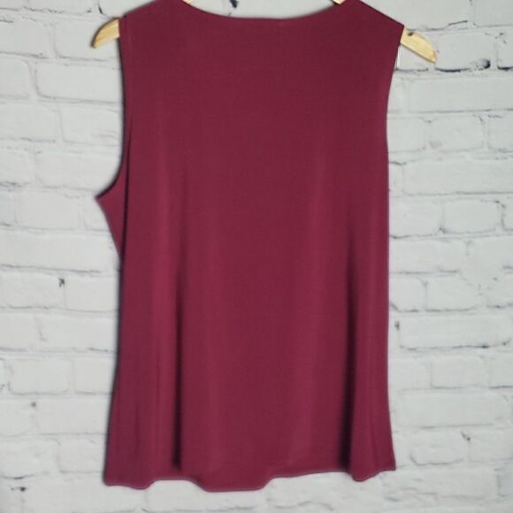 Maroon/Burgundy  Dress Barn Top - Picture 5 of 5